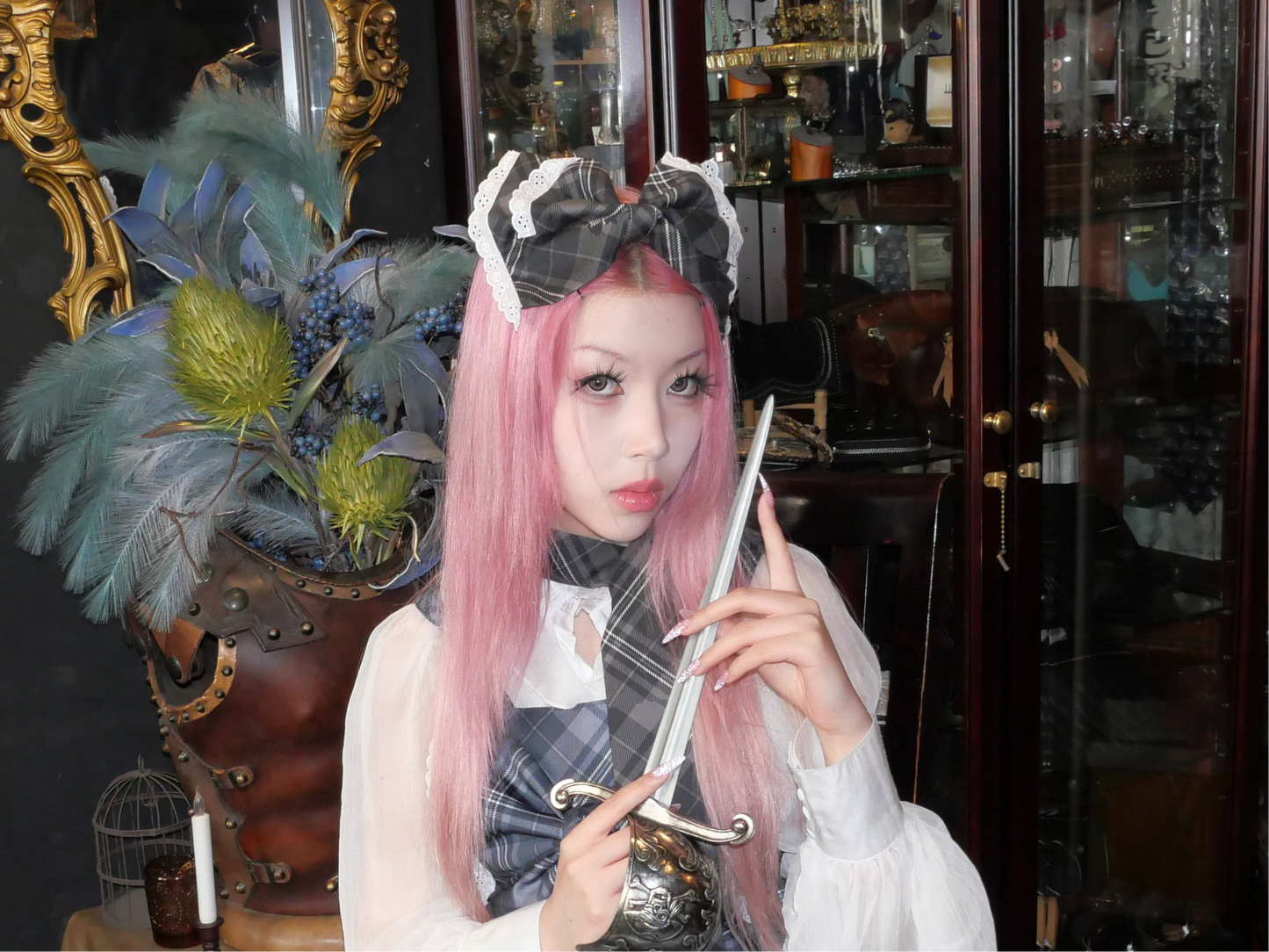 Big Ribbon Girl